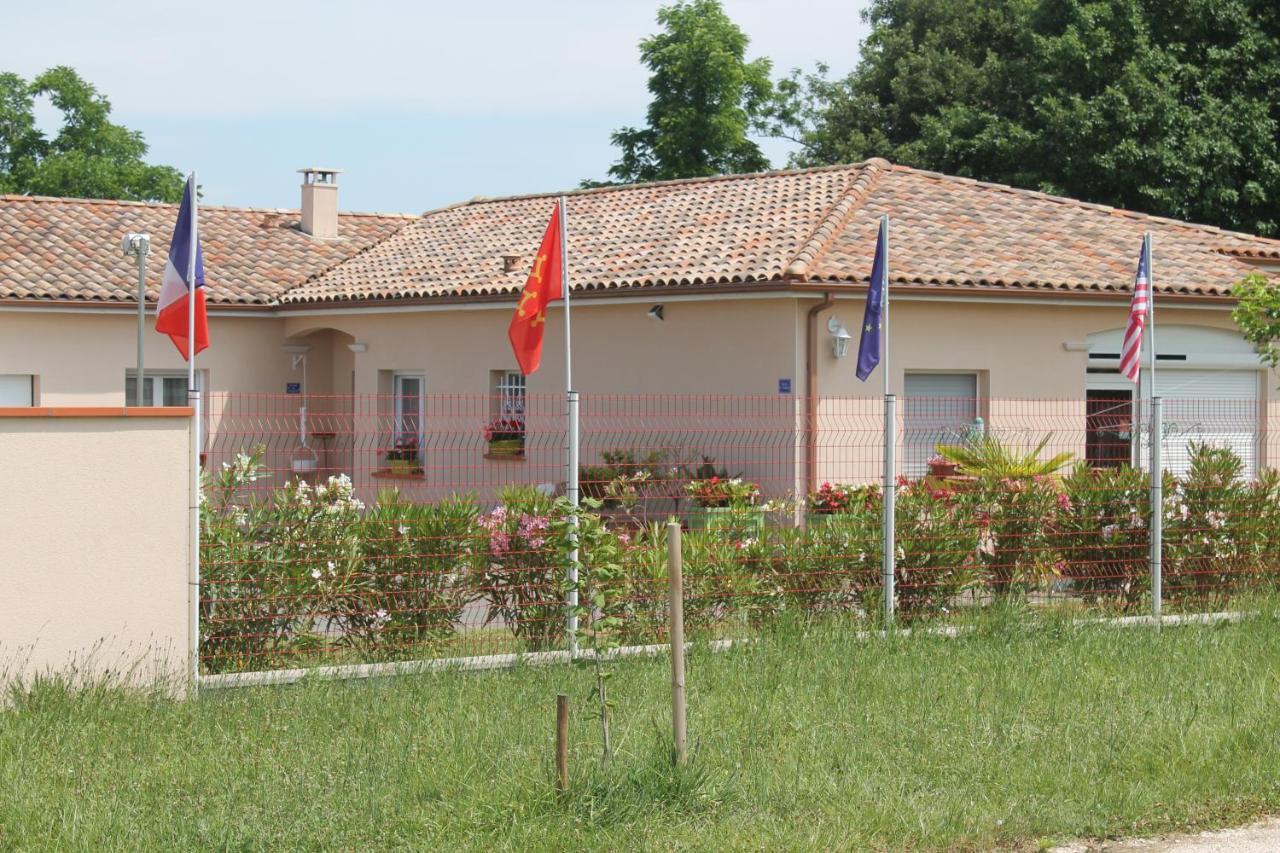 B&B La Garona Saint-Nicolas-de-la-Grave Buitenkant foto