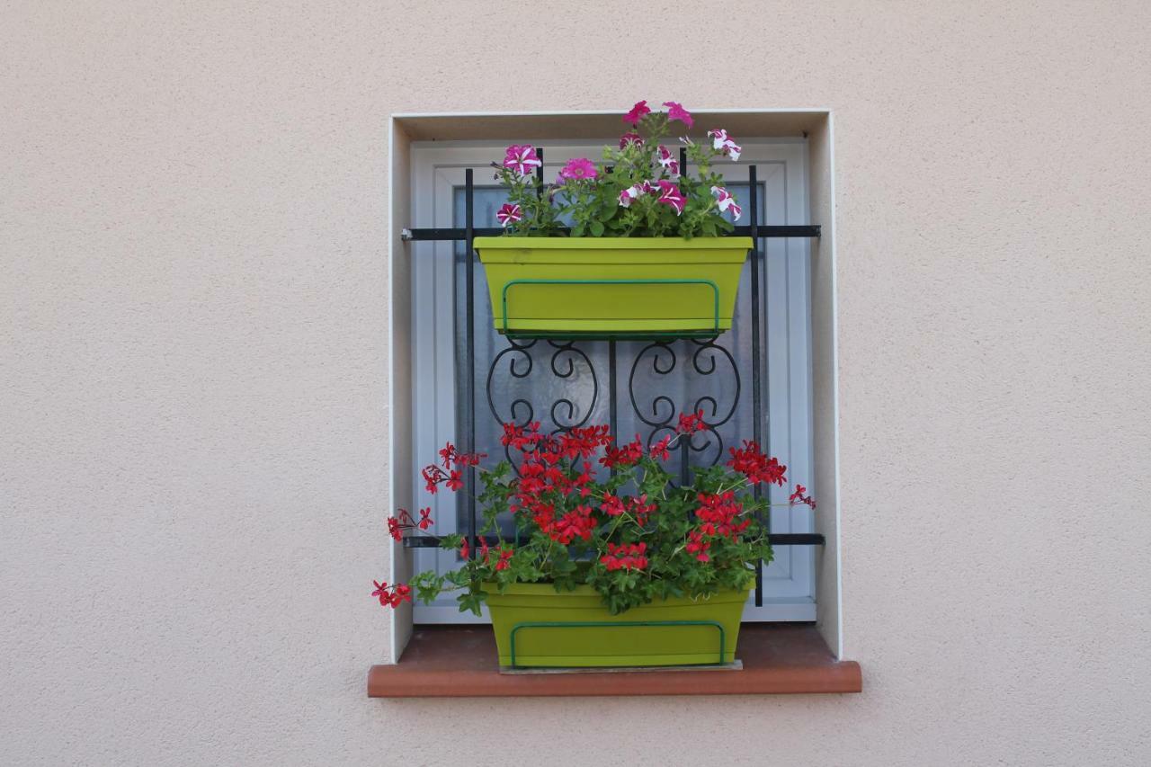 B&B La Garona Saint-Nicolas-de-la-Grave Buitenkant foto